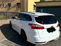 Gebraucht Ford Focus ST 250 PS (183 kW) 2013 Weiß Kombi