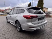 Gebraucht Ford Focus ST-Line 125 PS (91 kW) 2023 Silber Kombi