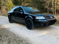 Używany VW Passat 131 KM (96 kW) 2002 Czarny Sedan/Limuzyna