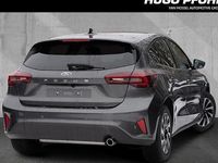 Neu Ford Focus Titanium 155 PS (114 kW) 2026 Grau Limousine