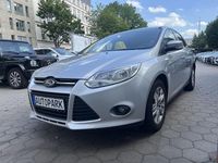 Gebraucht Ford Focus Titanium 125 PS (91 kW) 2012 Silber Limousine