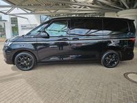 Gebraucht VW Multivan Style 150 PS (110 kW) 2024 Schwarz Van