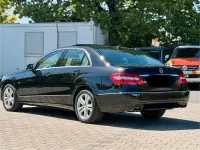 Używany Mercedes E350 306 KM (225 kW) 2012 Czarny Sedan/Limuzyna