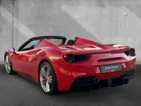 Gebraucht Ferrari 488 669 PS (492 kW) 2018 Rot Cabrio