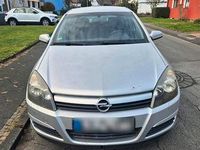 Gebraucht Opel Astra 101 PS (74 kW) 2004 Silber Kleinwagen