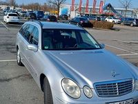 Gebraucht Mercedes E220 Elegance 150 PS (110 kW) 2004 Silber Kombi
