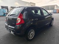 Gebraucht Dacia Sandero 89 PS (65 kW) 2008 Grau Limousine