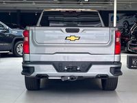 Neu Chevrolet Silverado 426 PS (313 kW) 2025 Grau SUV