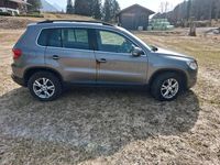 Gebraucht VW Tiguan 140 PS (102 kW) 2008 Grau SUV