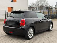 Gebraucht Mini Cooper D 116 PS (85 kW) 2016 Schwarz Kleinwagen