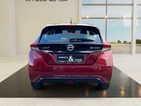 Gebraucht Nissan Leaf Acenta 89 kW (122 PS) 2021 New red (m) Kleinwagen