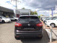 Gebraucht Nissan Qashqai N-Connecta 131 PS (96 kW) 2017 Andere farbe metallic SUV