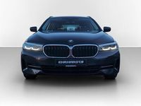 Gebraucht BMW 520 190 PS (139 kW) 2023 Grau Kombi
