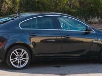 Usado Opel Insignia 160 HP (117 kW) 2011 Preto Sedan