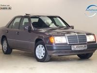 Gebraucht Mercedes E300 179 PS (131 kW) 1993 Violett Limousine