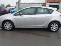 Gebraucht Opel Astra Edition 116 PS (85 kW) 2010 Silber Limousine
