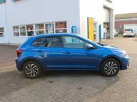 Gebraucht VW Polo Life 95 PS (69 kW) 2025 Reef blue metallic Kleinwagen