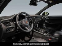 Gebraucht Porsche Macan 265 PS (194 kW) 2024 Tiefschwarzmetallic SUV