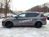 Gebraucht Kia Ceed Sportswagon Vision 116 PS (85 kW) 2010 Grau Kombi