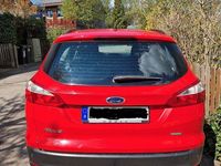 Gebraucht Ford Focus Trend 150 PS (110 kW) 2014 Rot Limousine