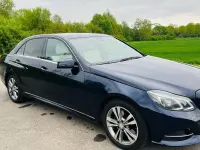 Gebraucht Mercedes E250 Avantgarde 204 PS (150 kW) 2015 Blau Limousine