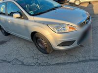 Gebraucht Ford Focus 101 PS (74 kW) 2011 Silber Kombi