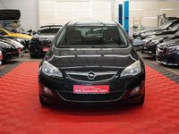 Second-hand Opel Astra 140 CP (102 kW) 2012 Negru Break
