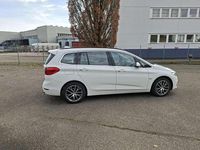 Gebraucht BMW 220 Sport Line 190 PS (139 kW) 2016 Weiß Kombi