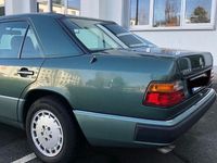 Second-hand Mercedes E280 193 CP (141 kW) 1993 Verde Berlinǎ