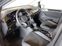 Neu VW Touran Highline 150 PS (110 kW) 2025 Delfingraumetallic Van / Kleinbus