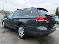 Gebraucht VW Passat Comfortline 150 PS (110 kW) 2016 Grau Kombi