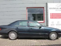 Brugt Mercedes E200 136 HK (100 kW) 1999 Grøn Sedan