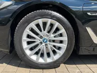 Second-hand BMW 520 Efficient Dynamics 163 CP (119 kW) 2022 Negru Berlinǎ