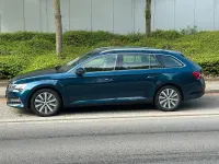 Gebraucht Skoda Superb 218 PS (160 kW) 2020 Blau Kombi