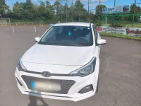 Gebraucht Hyundai i20 75 PS (55 kW) 2018 Weiß Kleinwagen