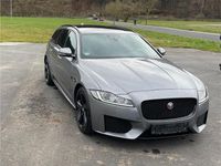 Gebraucht Jaguar XF Sportbrake Chequered Flag 179 PS (131 kW) 2019 Grau Kombi