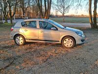 Gebraucht Opel Astra 90 PS (66 kW) 2007 Silber Kleinwagen