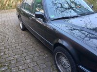 Gebraucht BMW 730 218 PS (160 kW) 1992 Schwarz Limousine