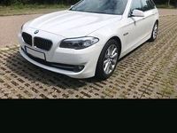 Gebraucht BMW 520 2013 Weiß Kombi