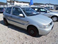 Gebraucht VW Polo 60 PS (44 kW) 1999 Silber metallic Limousine