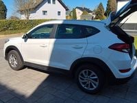 Gebraucht Hyundai Tucson Pure 132 PS (97 kW) 2018 Weiß SUV
