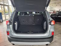 Gebraucht Ford Kuga 224 PS (164 kW) 2023 Solar silver SUV