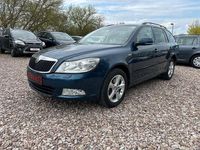 Gebraucht Skoda Octavia Family 110 PS (80 kW) 2012 Blau Kombi