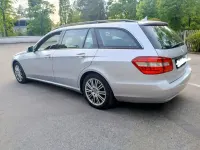 Usata Mercedes E250 Elegance 204 CV (150 kW) 2012 Argento Berlina