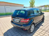 Gebraucht Mercedes B170 116 PS (85 kW) 2009 Schwarz Van / Kleinbus