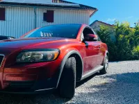 Gebraucht Volvo C30 109 PS (80 kW) 2009 Rot Kleinwagen
