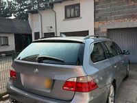 Gebraucht BMW 525 177 PS (130 kW) 2004 Grau Kombi