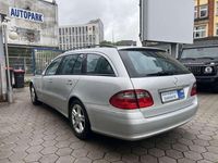 Gebraucht Mercedes E220 Avantgarde 170 PS (125 kW) 2009 Silber Kombi