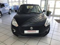 Gebraucht Suzuki Swift Comfort 90 PS (66 kW) 2020 Super black pearl metallic Kleinwagen