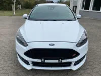 Gebraucht Ford Focus ST 250 PS (183 kW) 2016 Weiß Limousine
